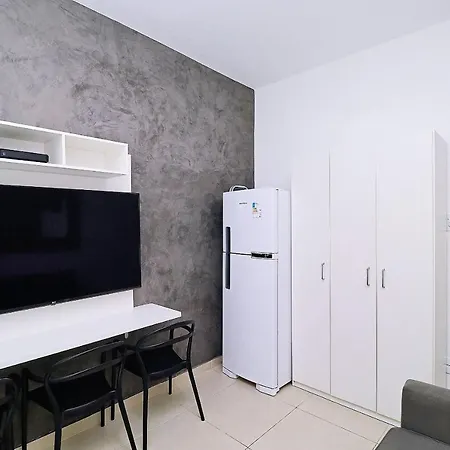 Studio silencioso para 4 pessoas em Ipanema-3
